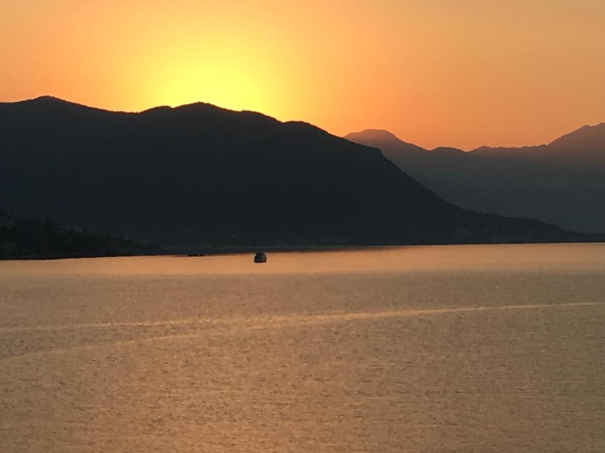 Solar Apartments Herceg Novi Eksteriør bilde